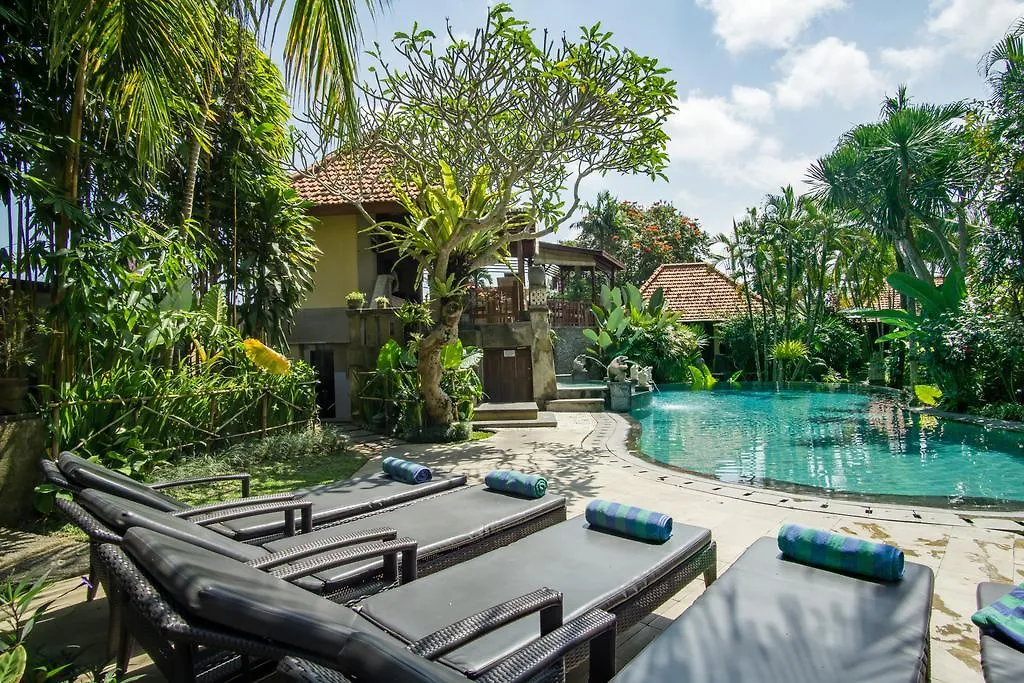 Villa Sonia Ubud Konukevi